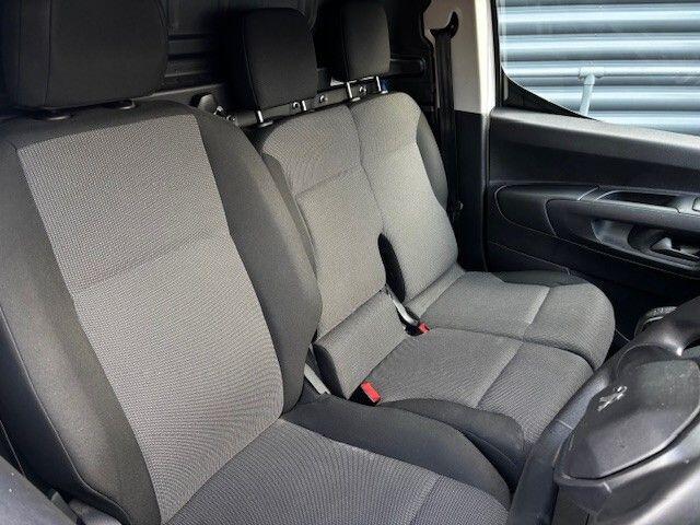 Peugeot Partner image 13